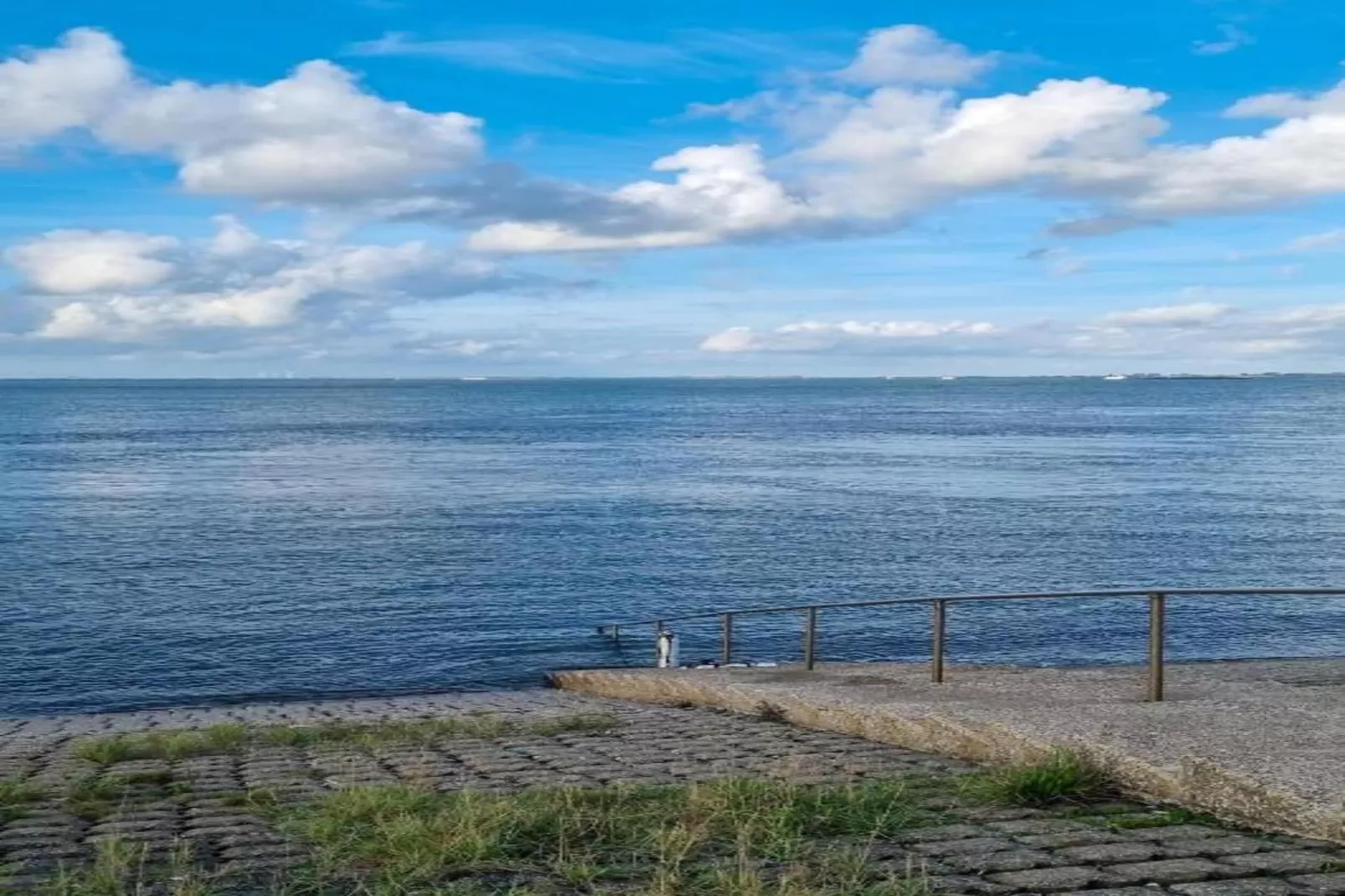 Villapark De Oesterbaai 6-Gebiete Sommer 20 km