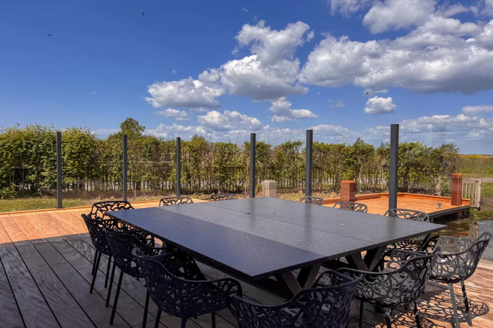 Friese Meren Villa's 21-Terrace balcony
