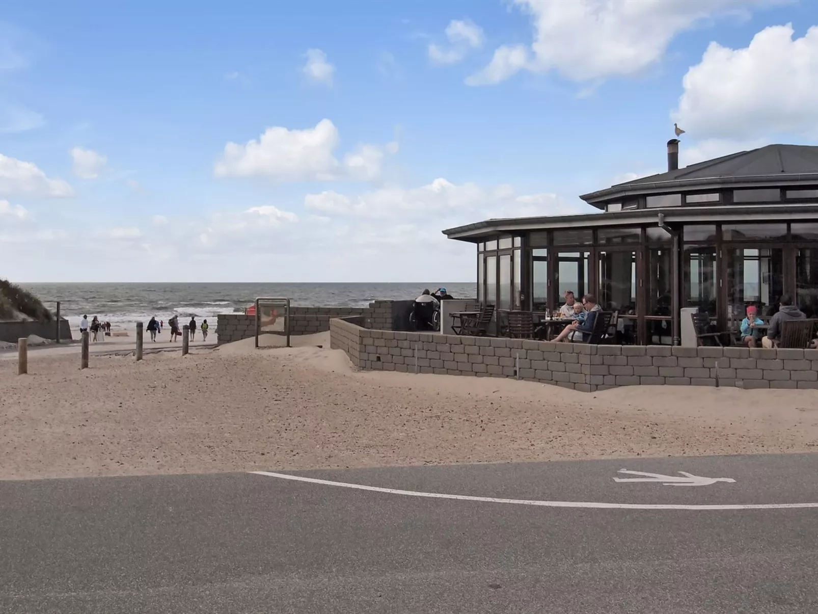"Florense" - 2.5km from the sea-Outside
