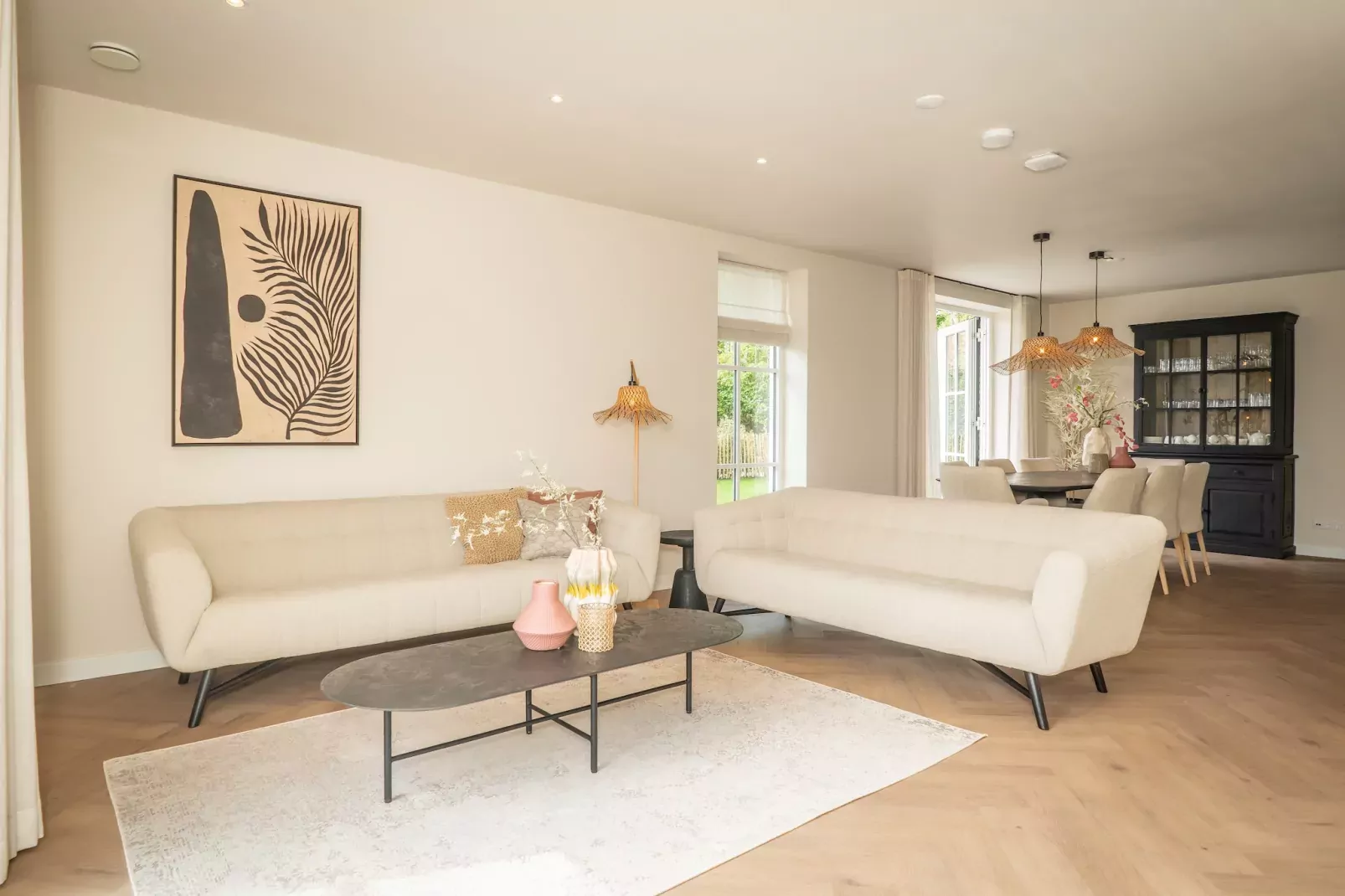 So What 25a-Living room