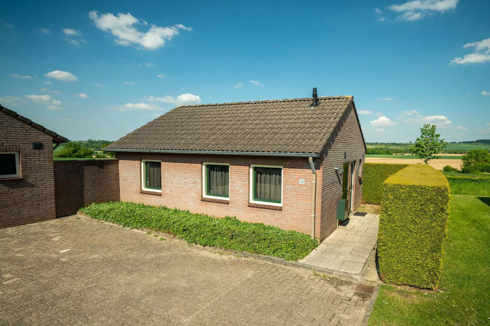 Vakantiepark Reevallis 1-Exterior summer