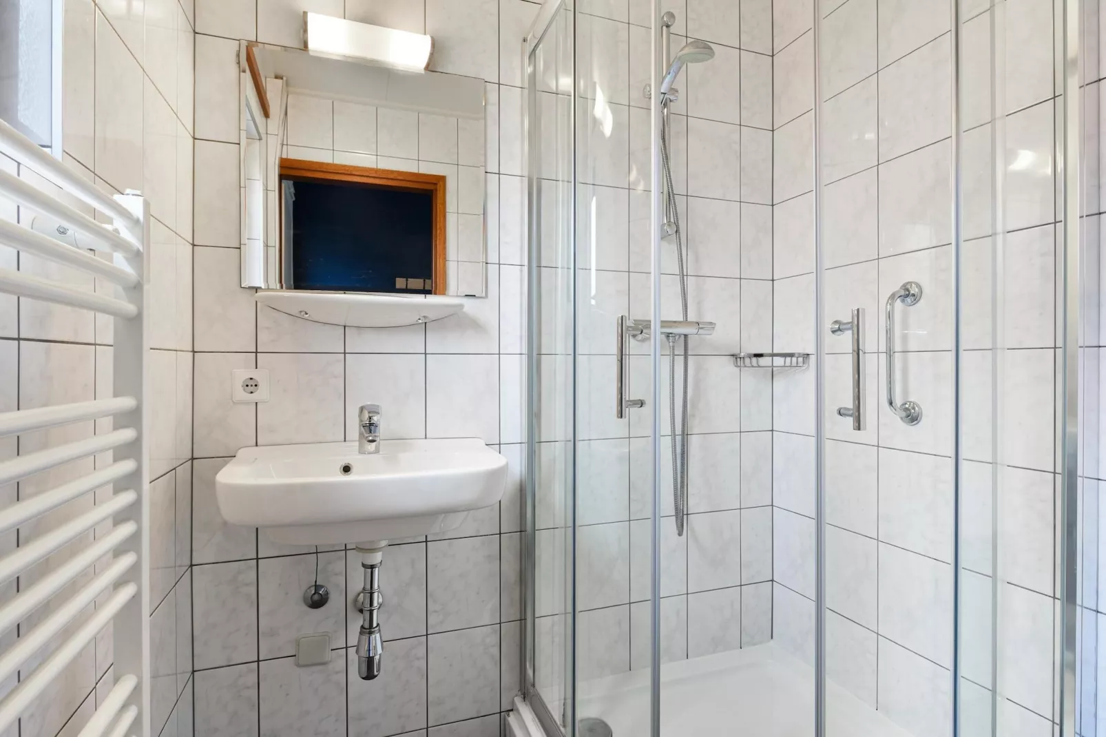 Vakantiepark Reevallis 2-Bathroom