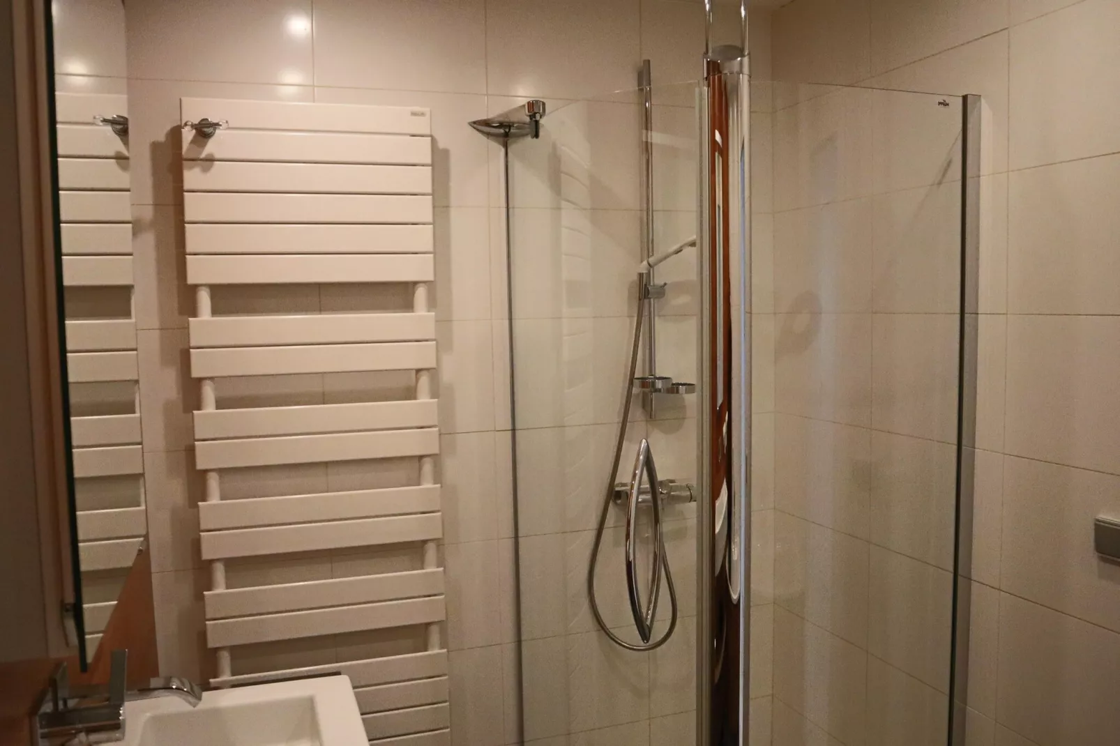 GARBI-Bathroom
