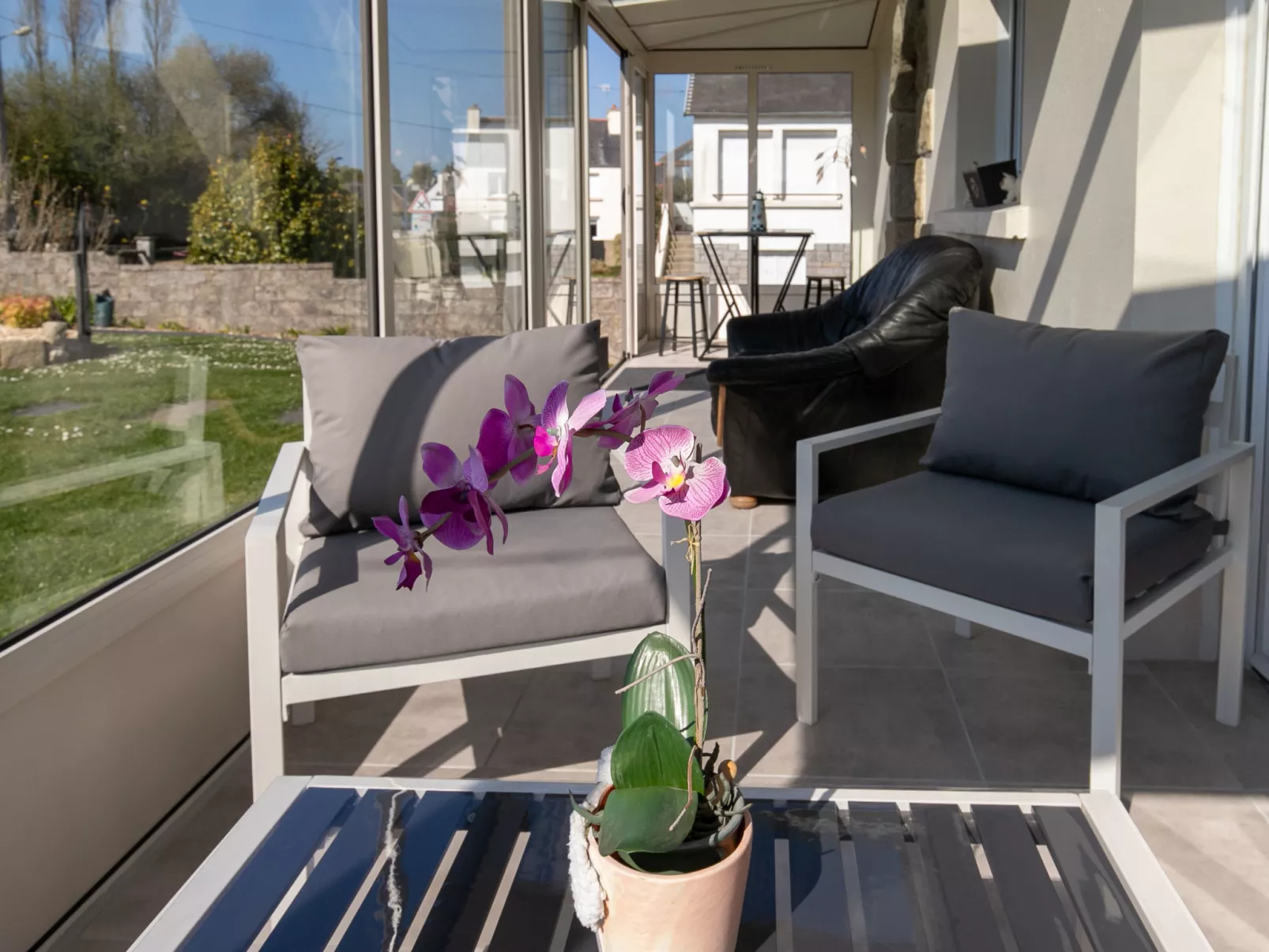 Doux Repos-Outside