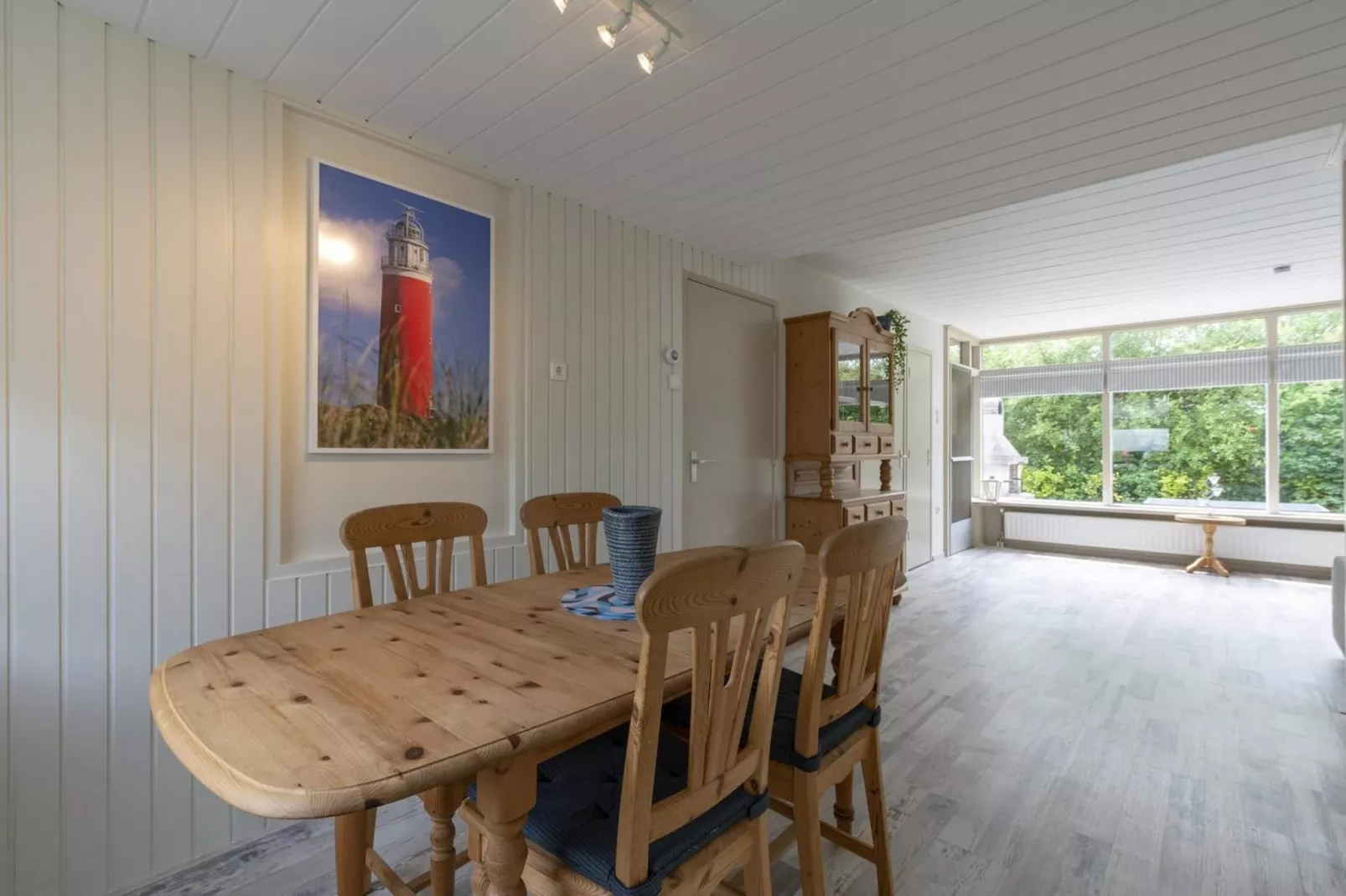 Eureka 78-Dining room