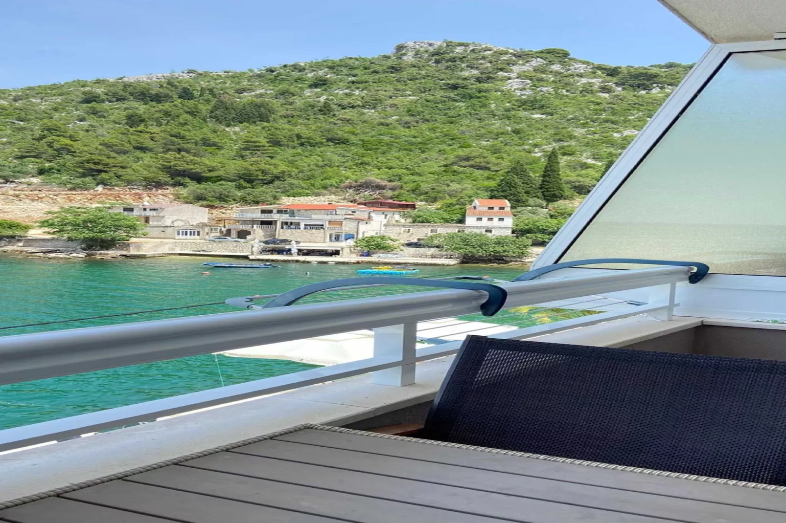 Apartments Tiho & Jelena- One Bedroom Apartment with Balcony and Sea View (Maestral)-View