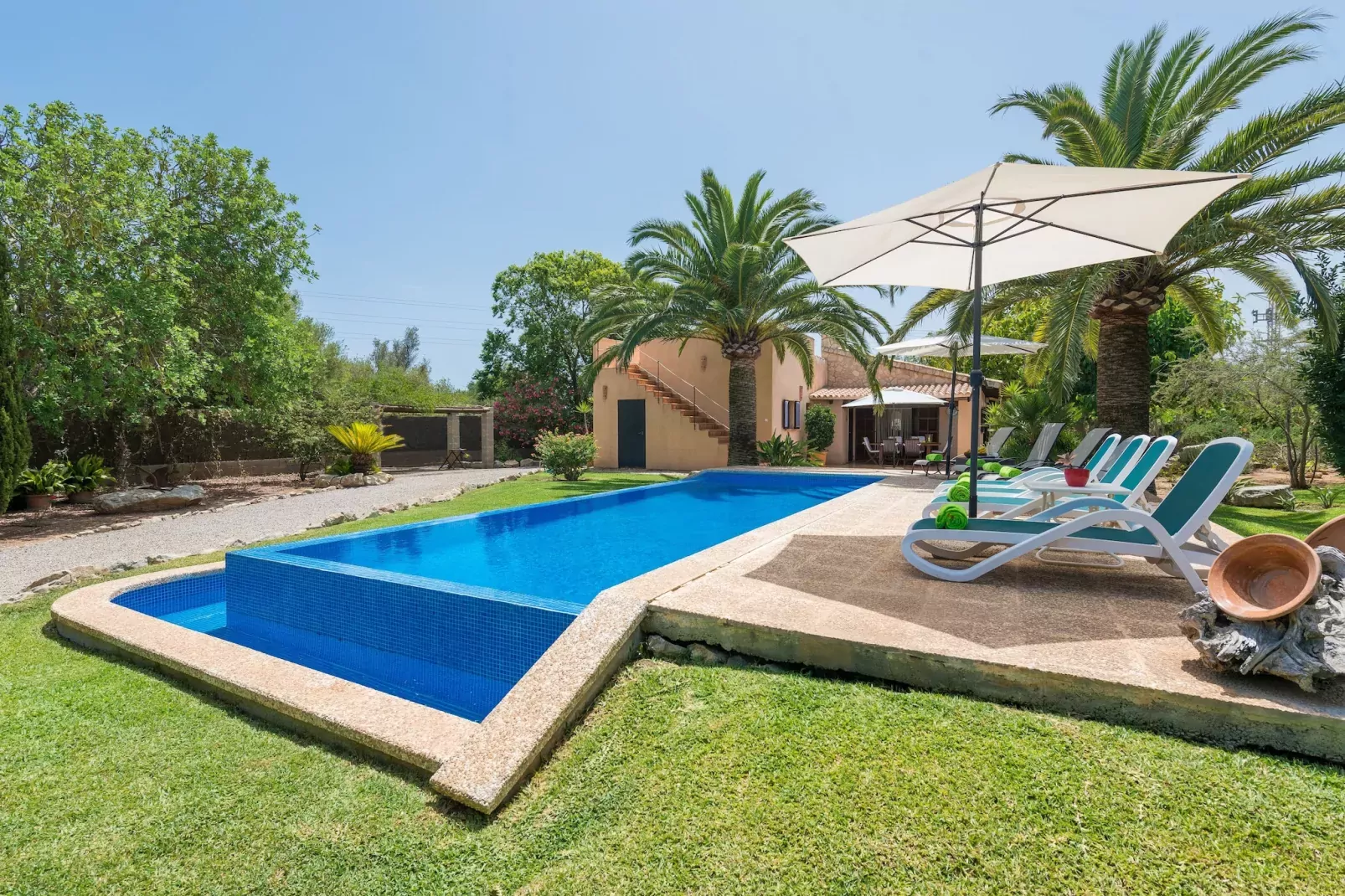 Casa Angela - Exterior in summer