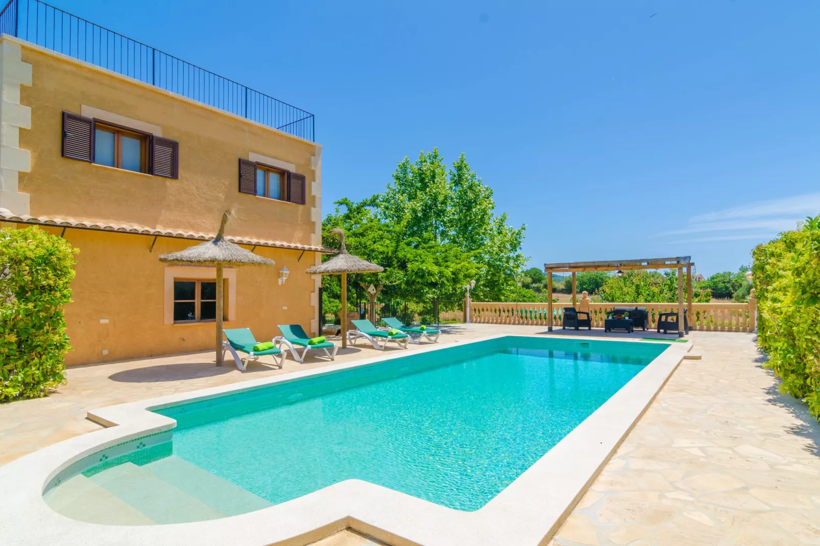 Sa Cova (cova De Rotana)-Außenbereich Sommer