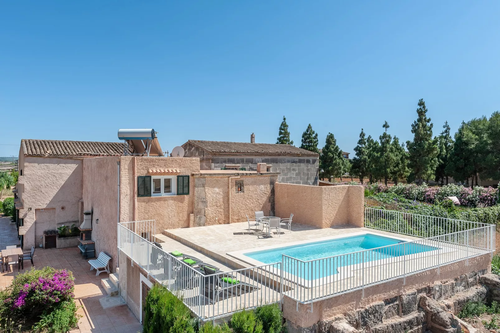 Ses Barreres-Exterior summer