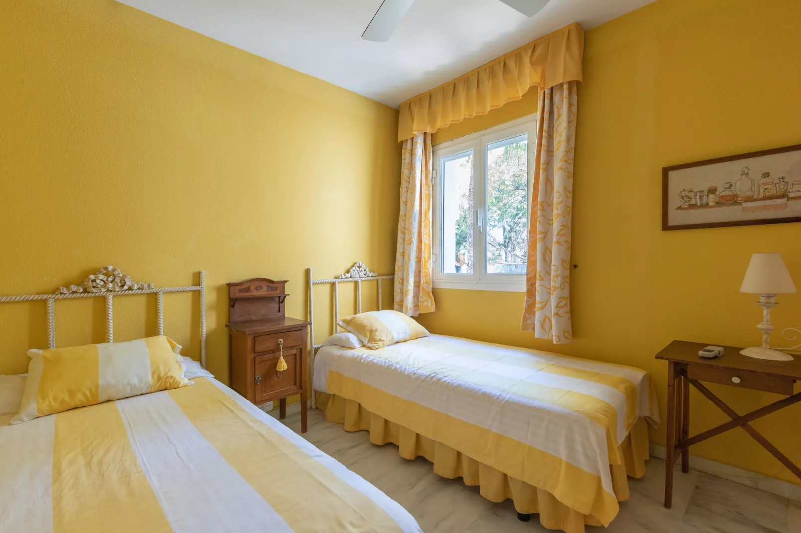 Lunamar-Bedroom
