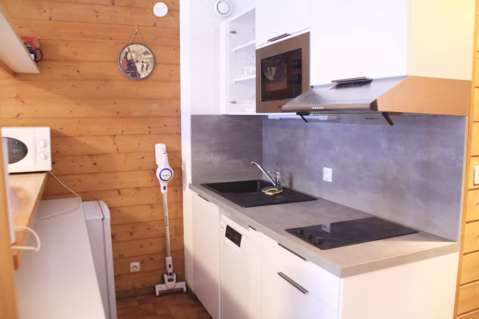 Moulin ML154 TELECABINE & MOUNTAIN 3 pers.-Kitchen