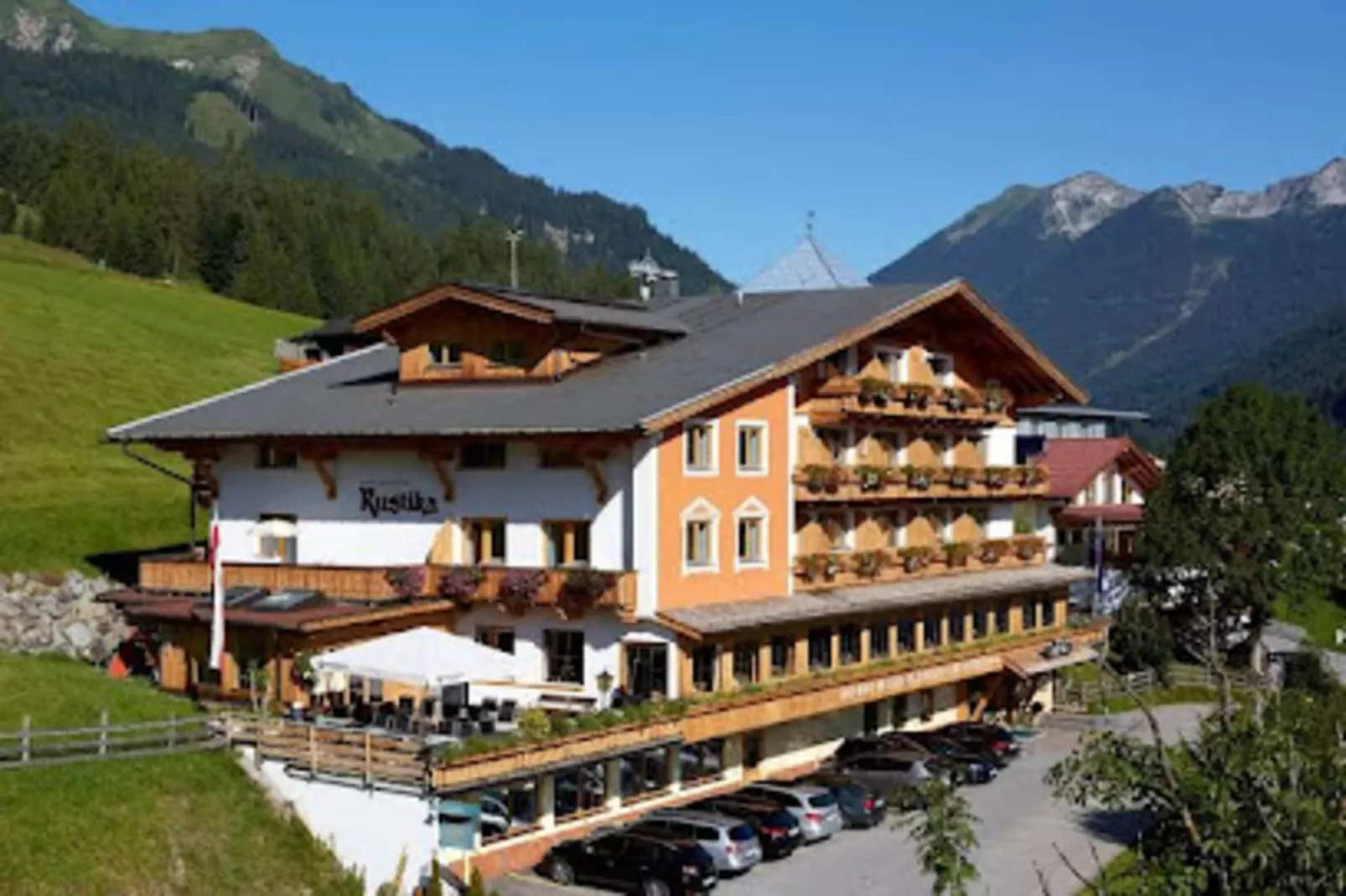 Zugspitz Suites Lermoos 7-Exterior summer