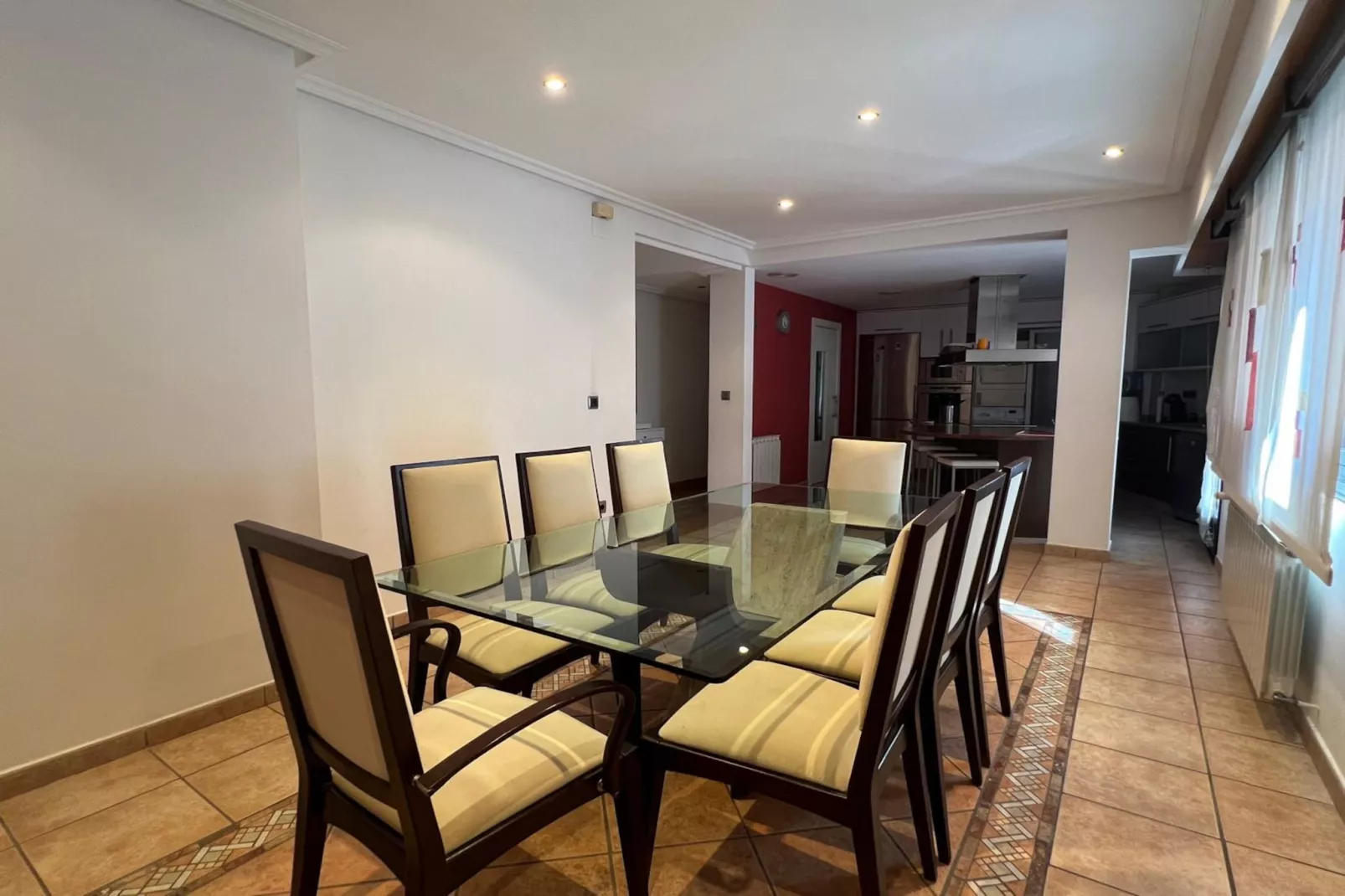 YourHouse Aldo Ourense Thermal-Dining room