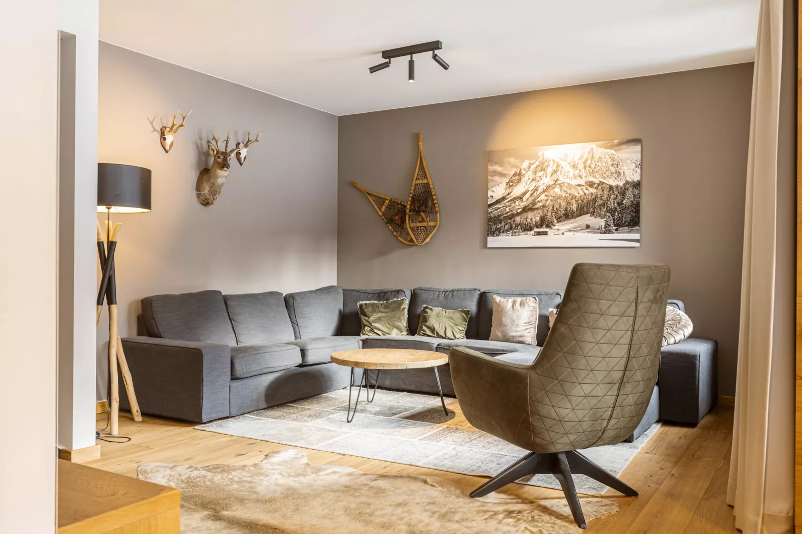 Bergresort Zugspitze Ehrwald 10-Living room