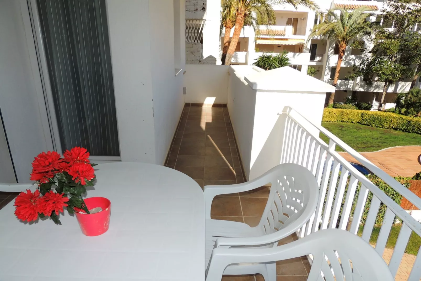 ROYAL MARINE 2 240 Roses-Terrassenbalkon