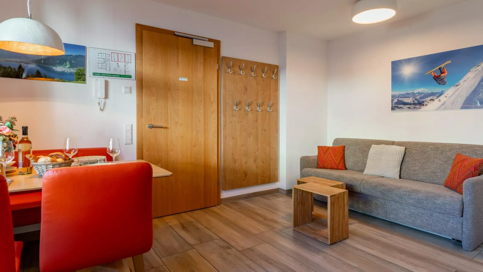Tauern Suites Mitterwirt TOP 315-Living room