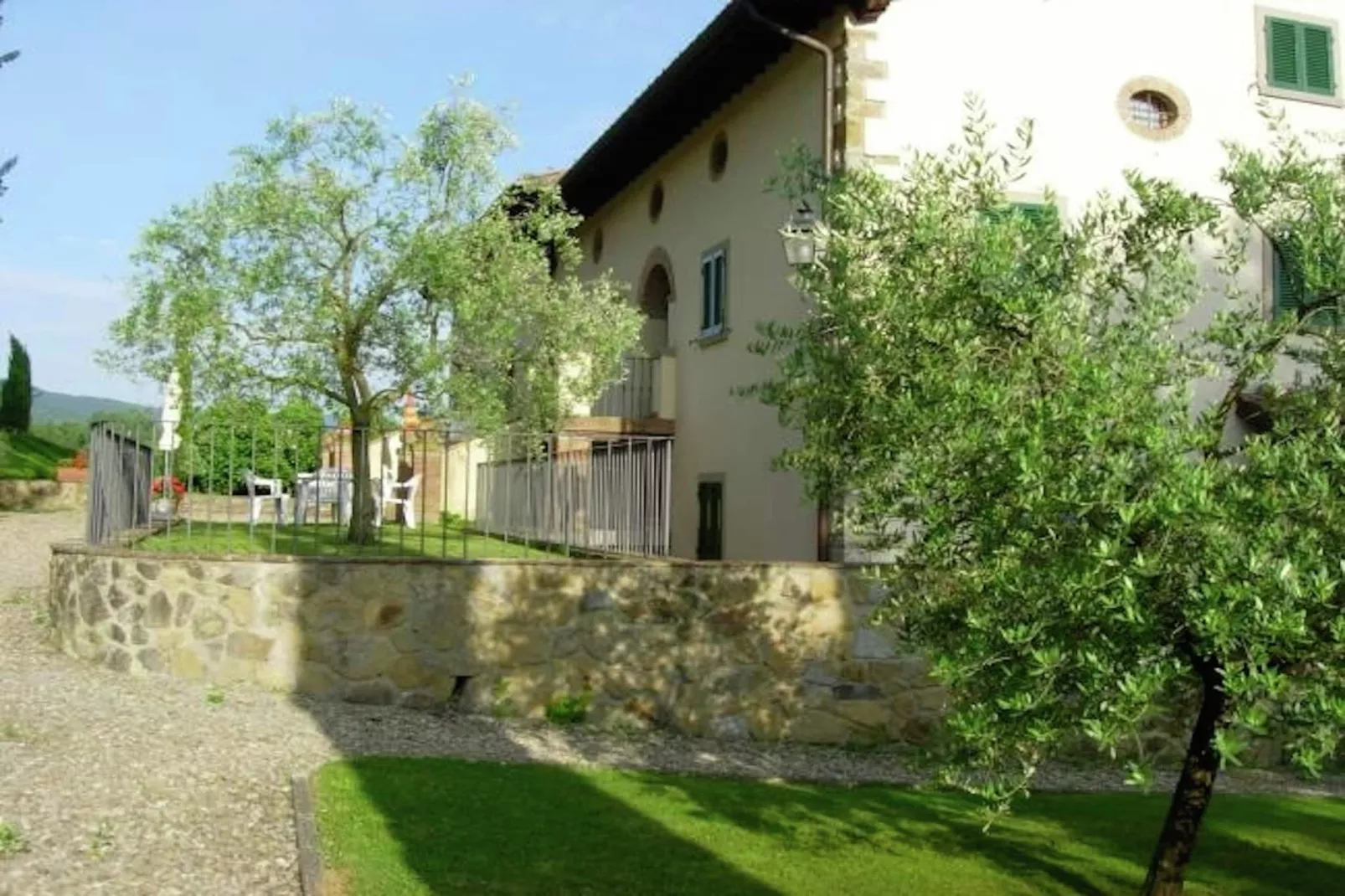 Il Noce-Exterior summer