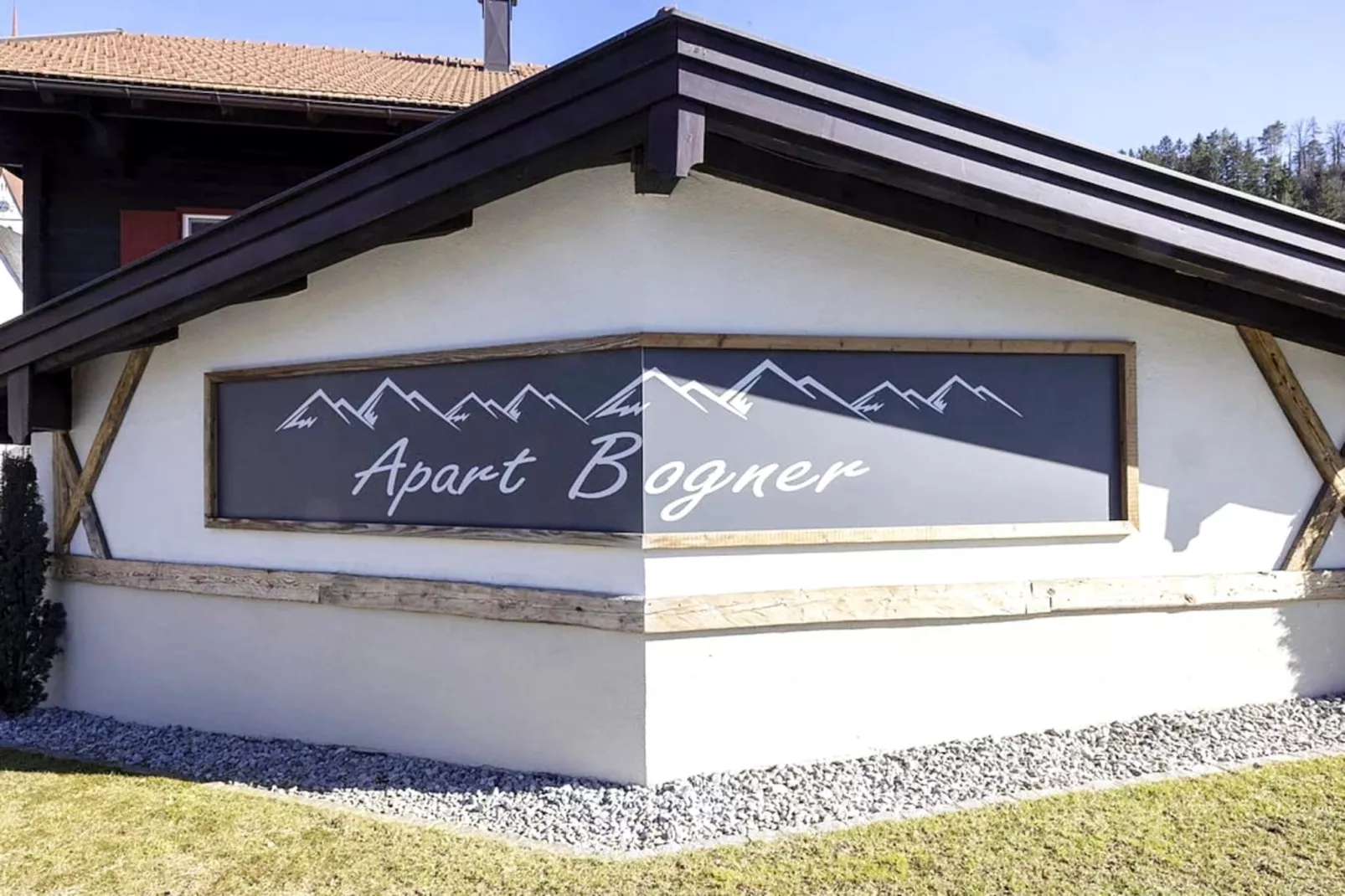 Apart Bogner-Exterior summer