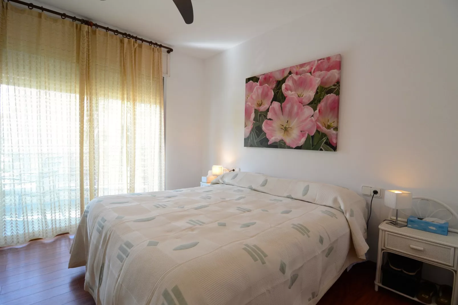 ROCAMAURA IV 1-4-Bedroom