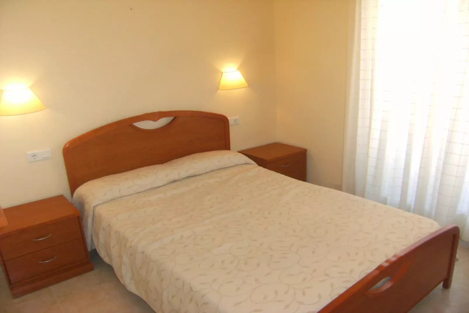 TARRACO 20 (MARCEL.LI AUDIVERT)-Bedroom