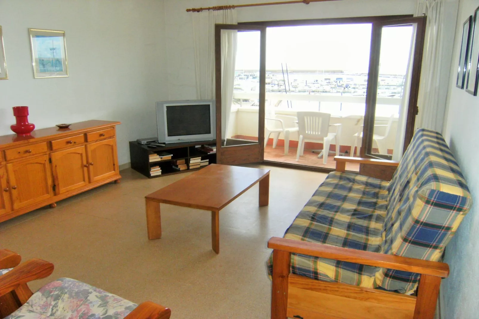 MARINA 2-C-Living room