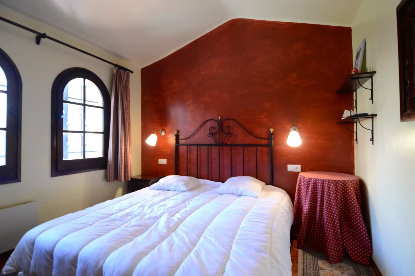 BERNA, 2-Bedroom