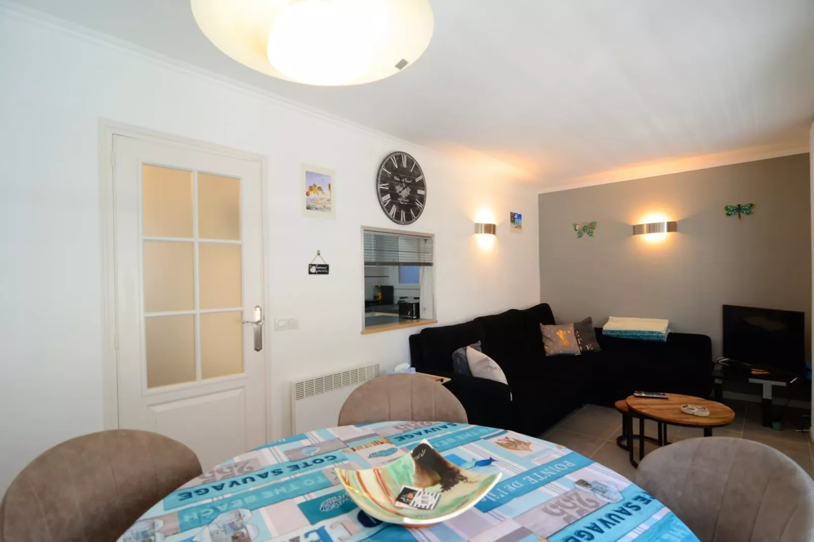 CARRER DEL PORT-Living room