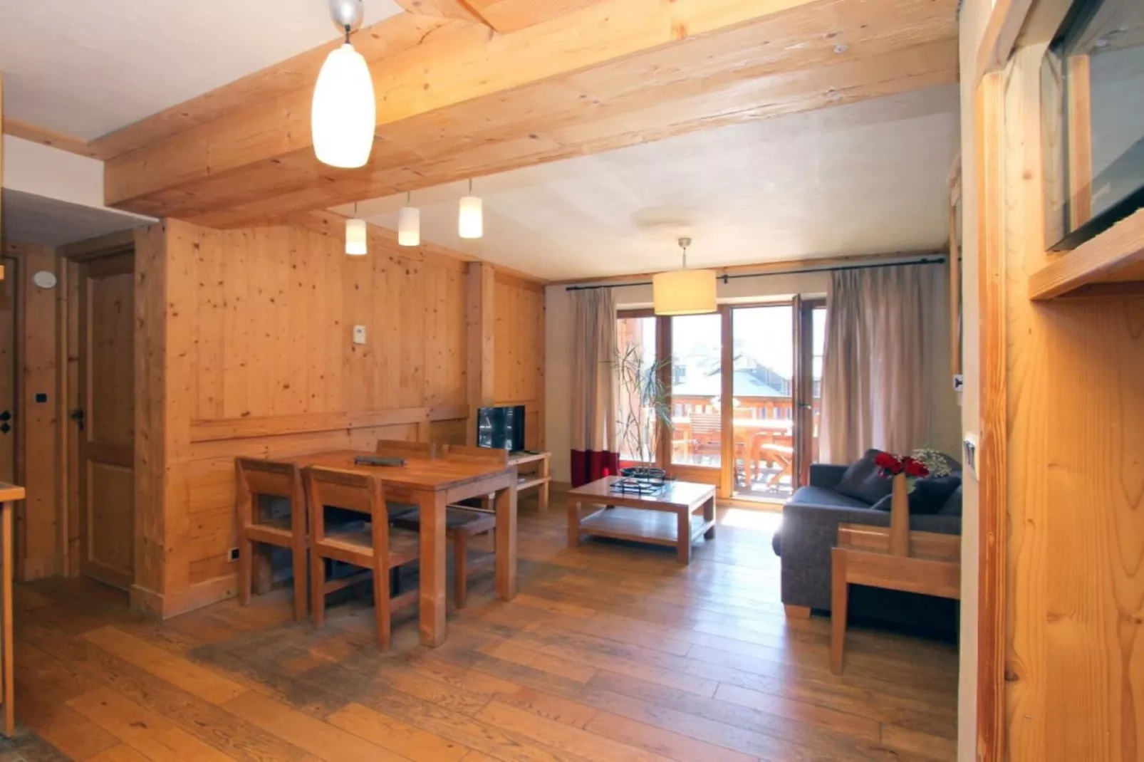 Cortina N°32 - 3P6-Living room