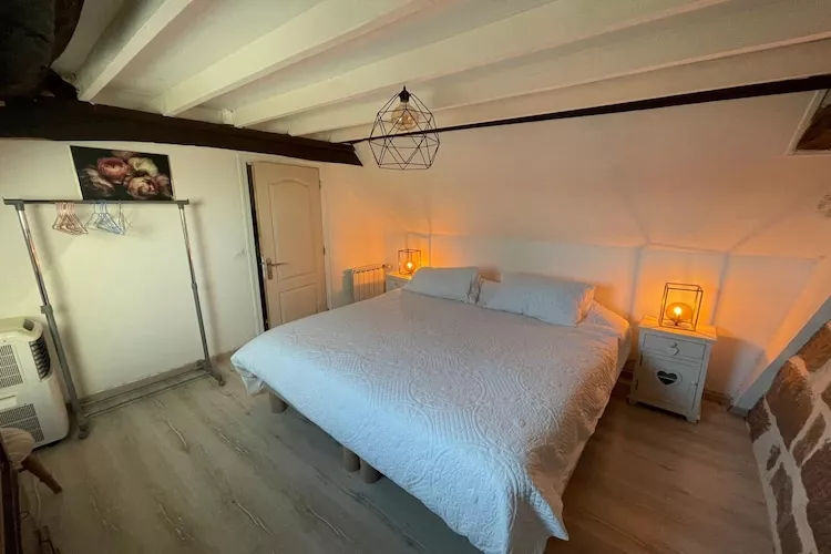 Gîte chaleureux en Corrèze-Schlafzimmer