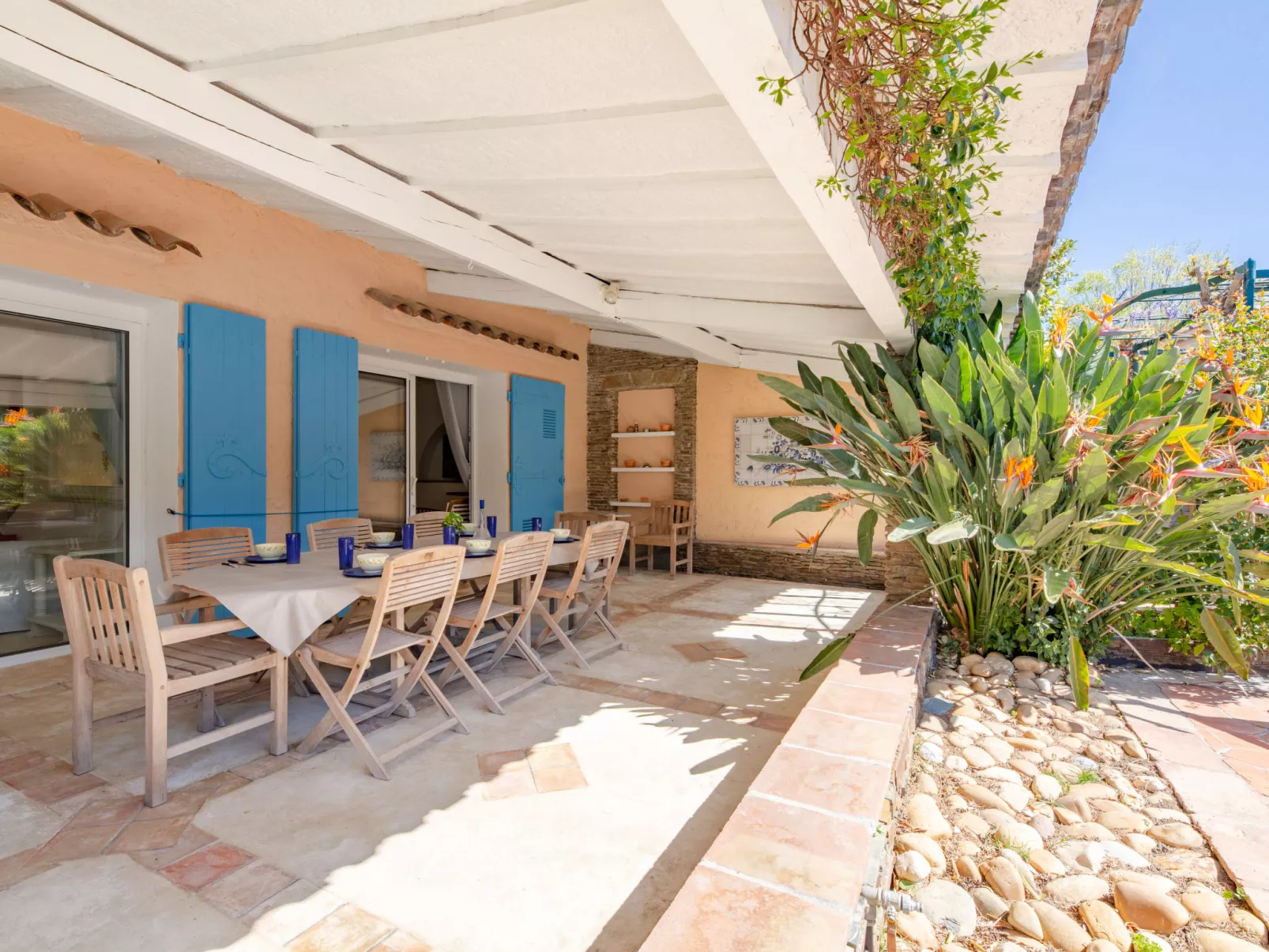 Villa Cyrnos-Outside