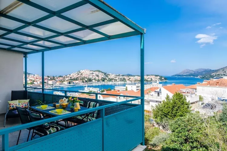 Apartment Radovan - One-Bedroom Apartment with Balcony and Sea View-Terrassenbalkon