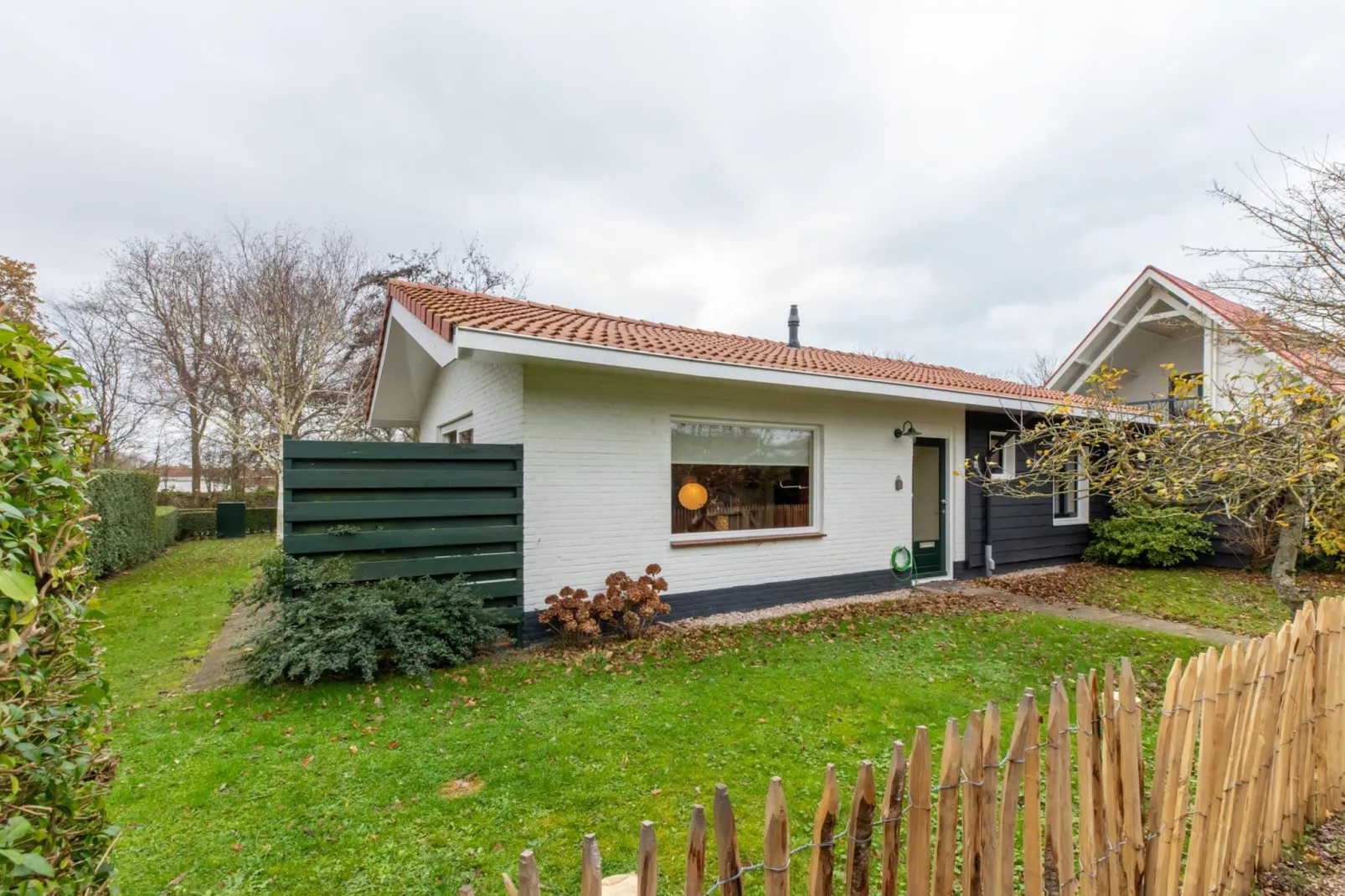 Vakantiehuis voor 6 personen  Hoge Weide 63 Oostkapelle  Dicht bij strand-Exterior summer