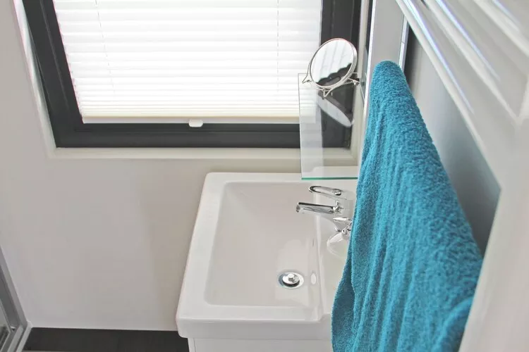 Hausboot Floating 44 Undine / 4 Personen-Exterior summer