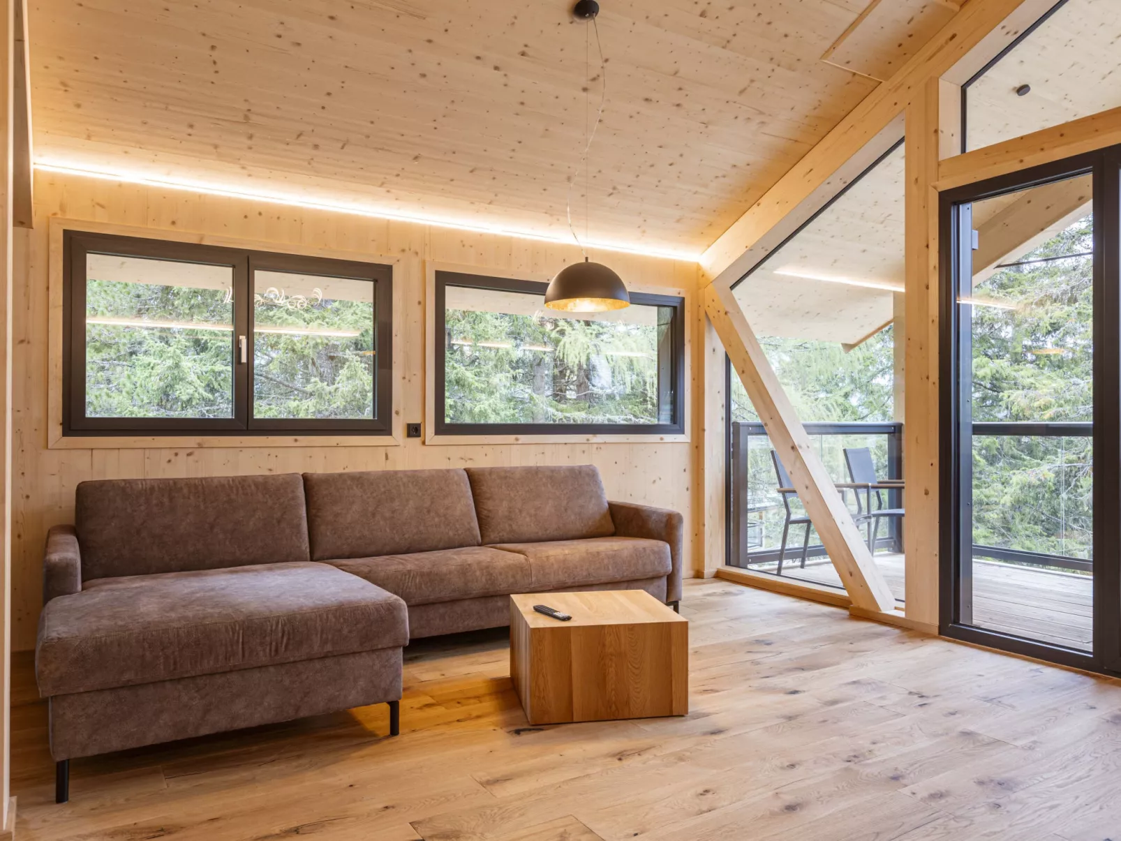Superior #10 mit Sauna & Hot Tub-Inside