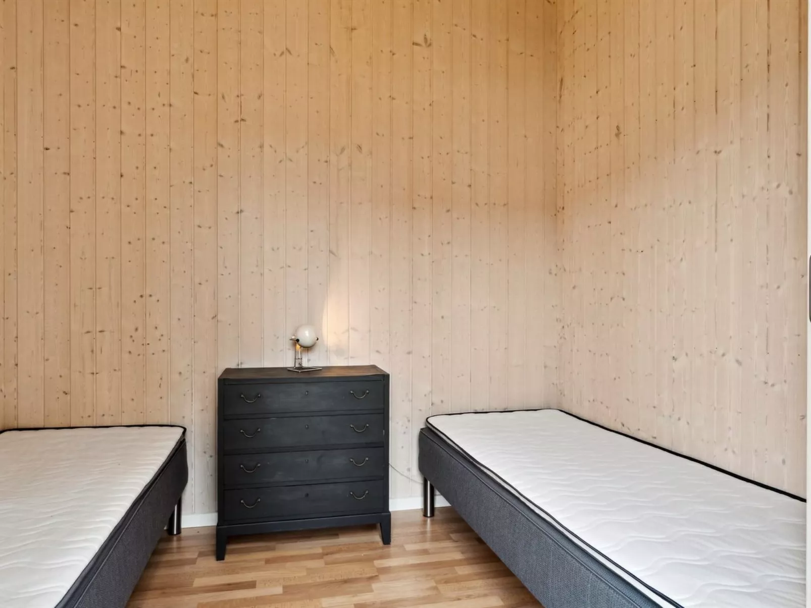 "Suometar" - 90m from the sea-Drinnen