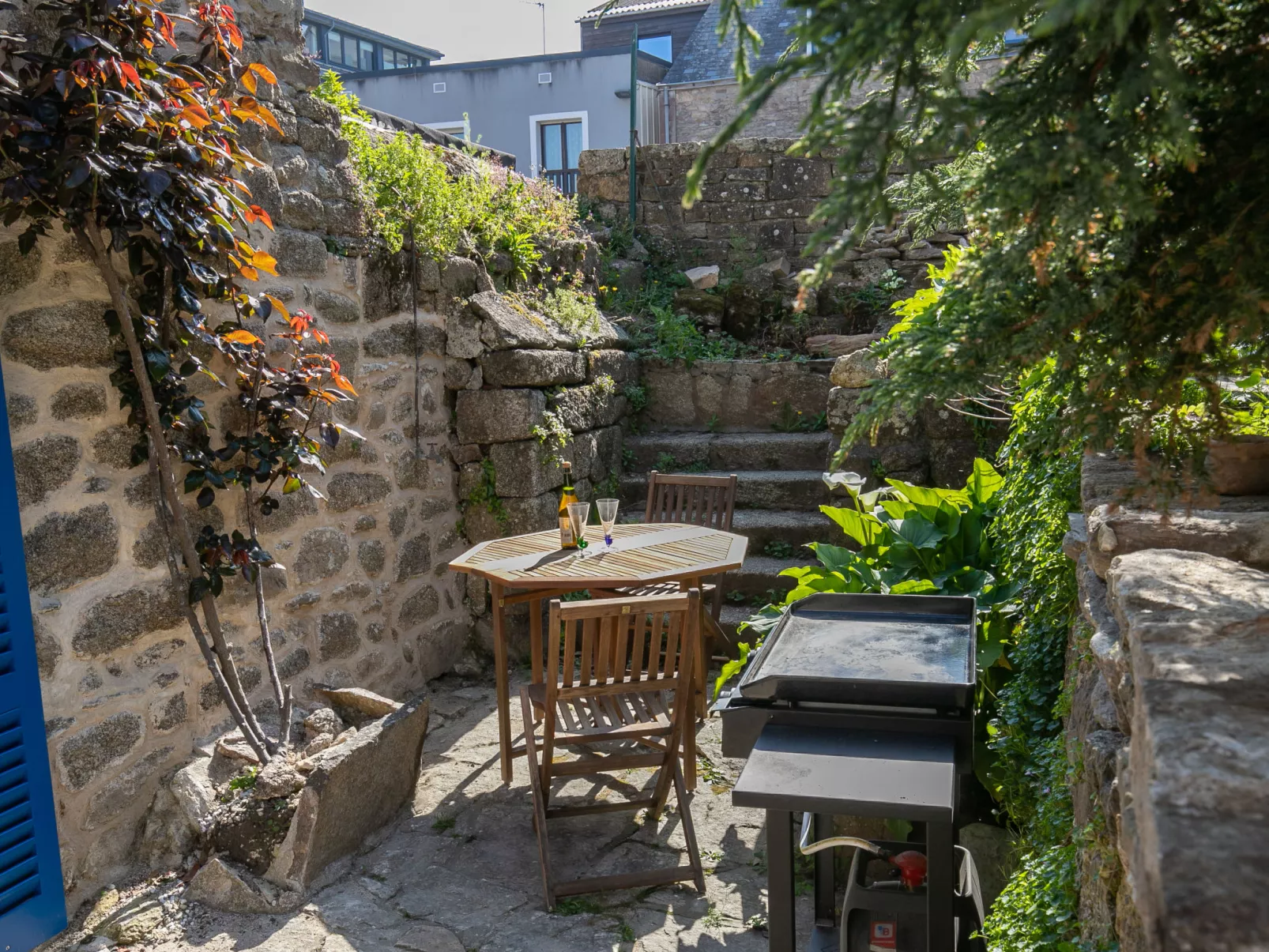 Maison Duquesne-Outside