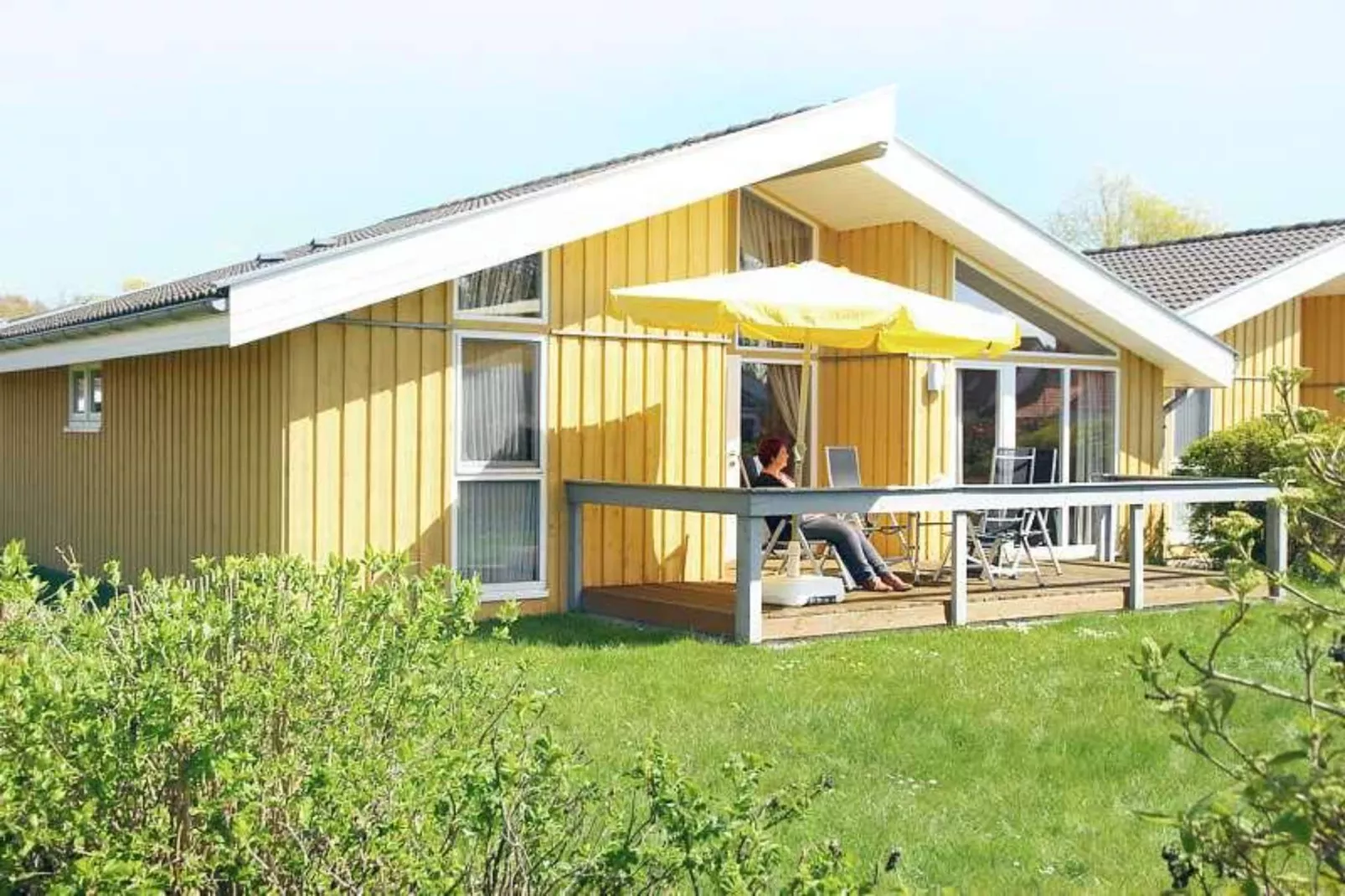 Ferienhaus Seeschwalbe-47-Exterior summer