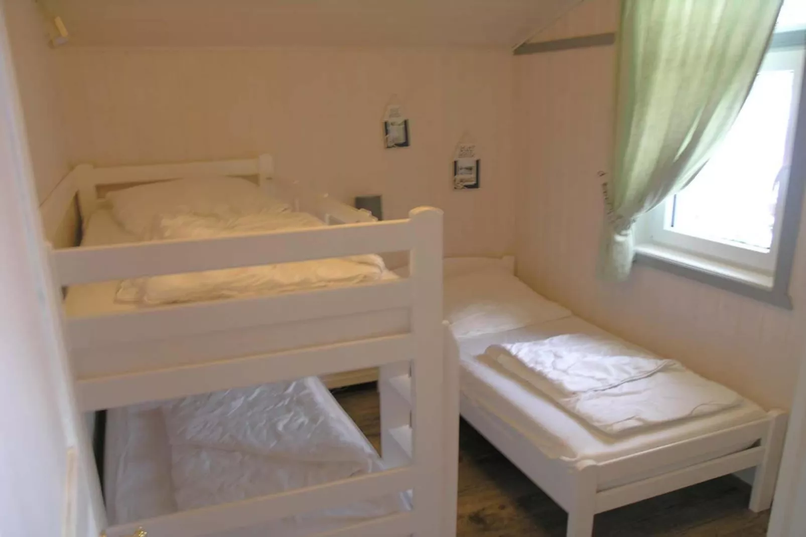 FH Seeschwalbe 230-Bedroom