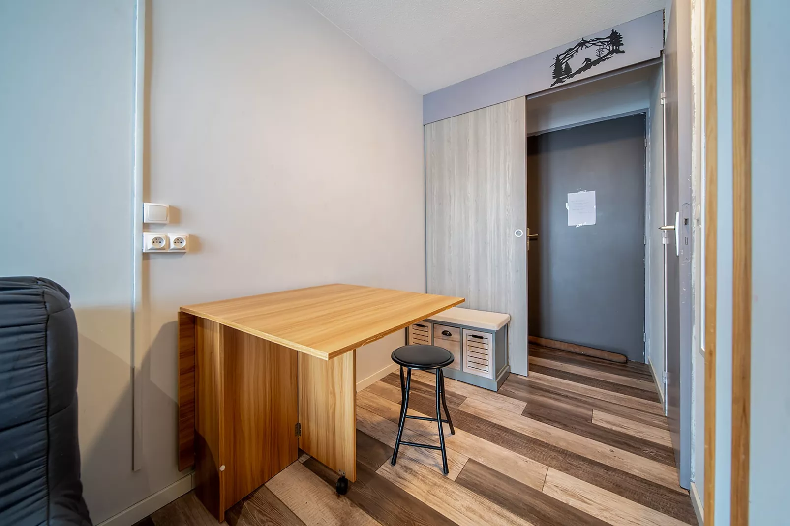 Petit ours I N 83 - 2P5D-Reception hall