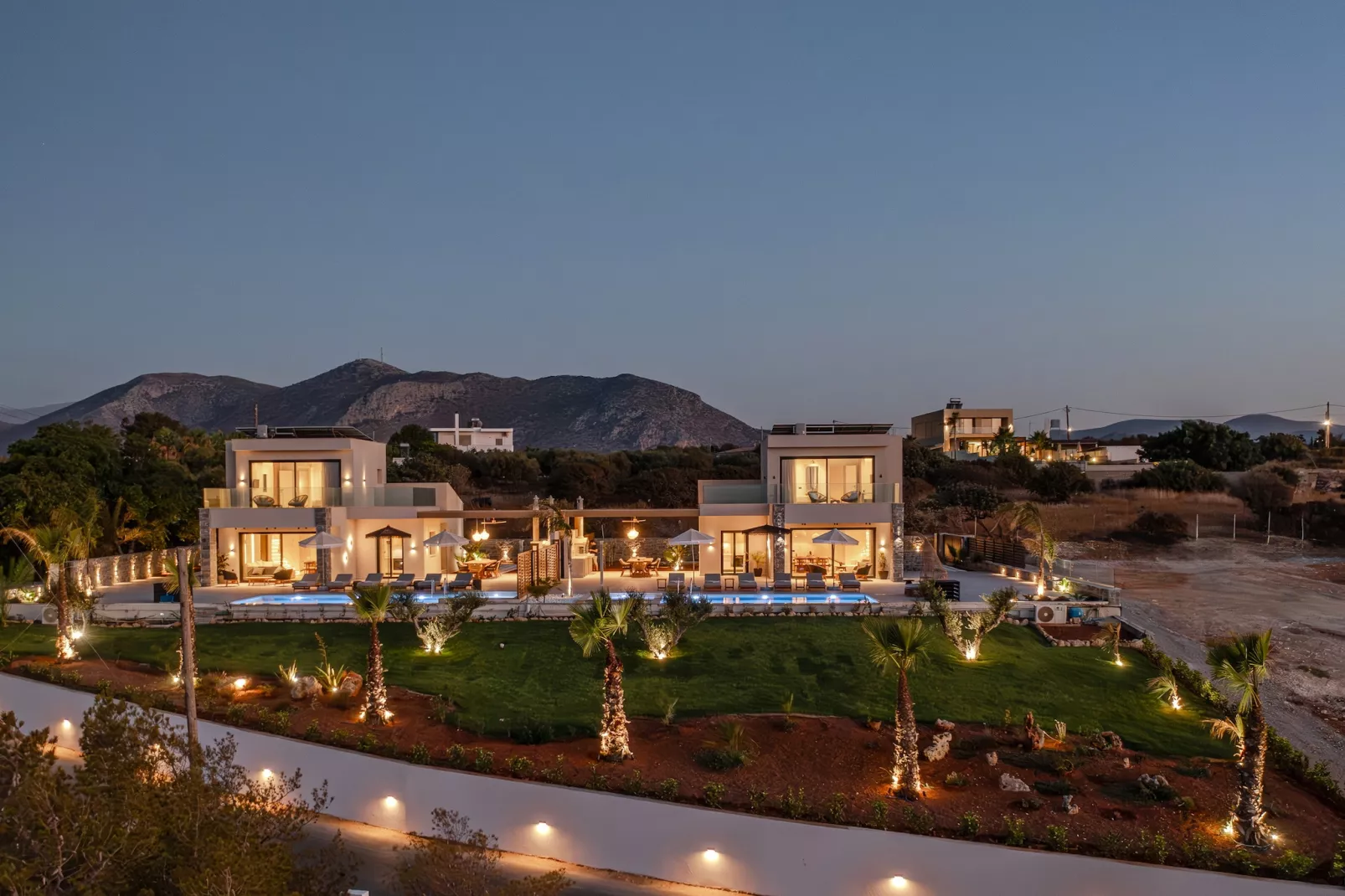 Nysa Luxury villa 2-Outdoor