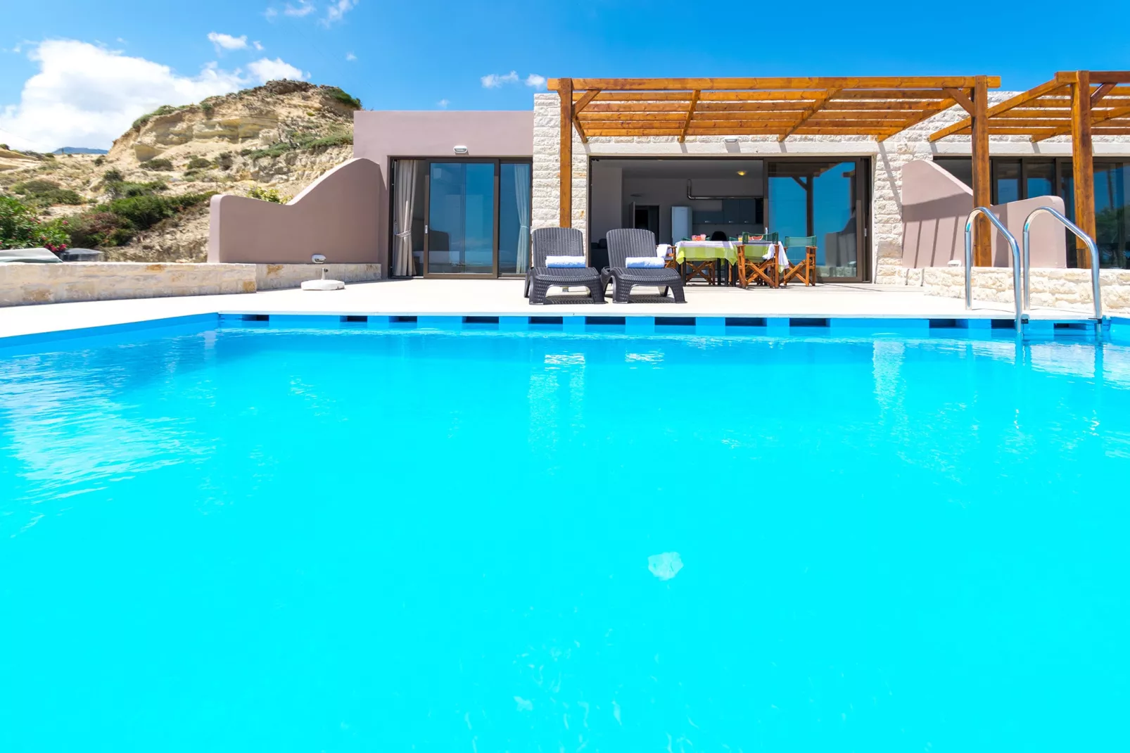 Mary Beach 2-Pool