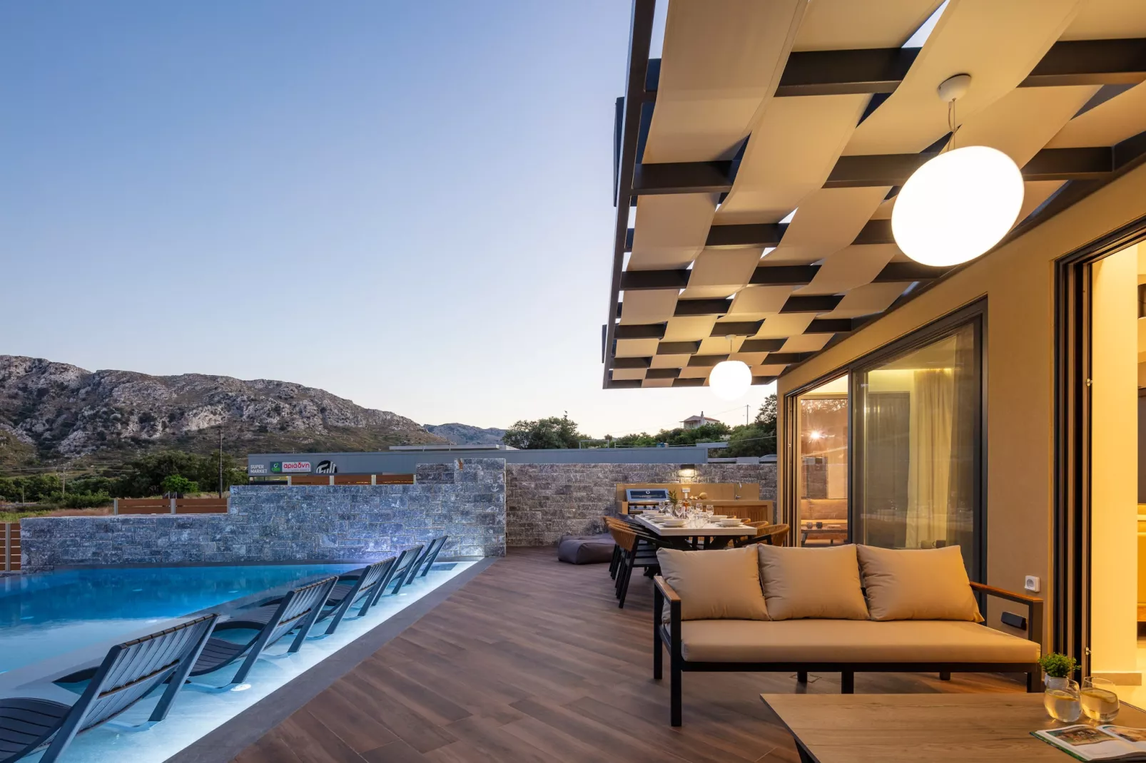 Bella Vista-Outdoor