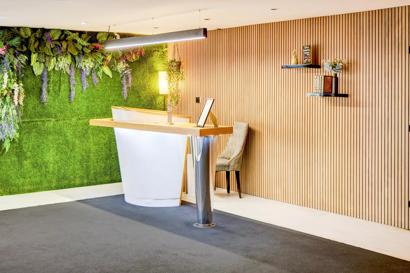 Warwickshire Park Hotel Kenilworth by Belvilla-Reception hall