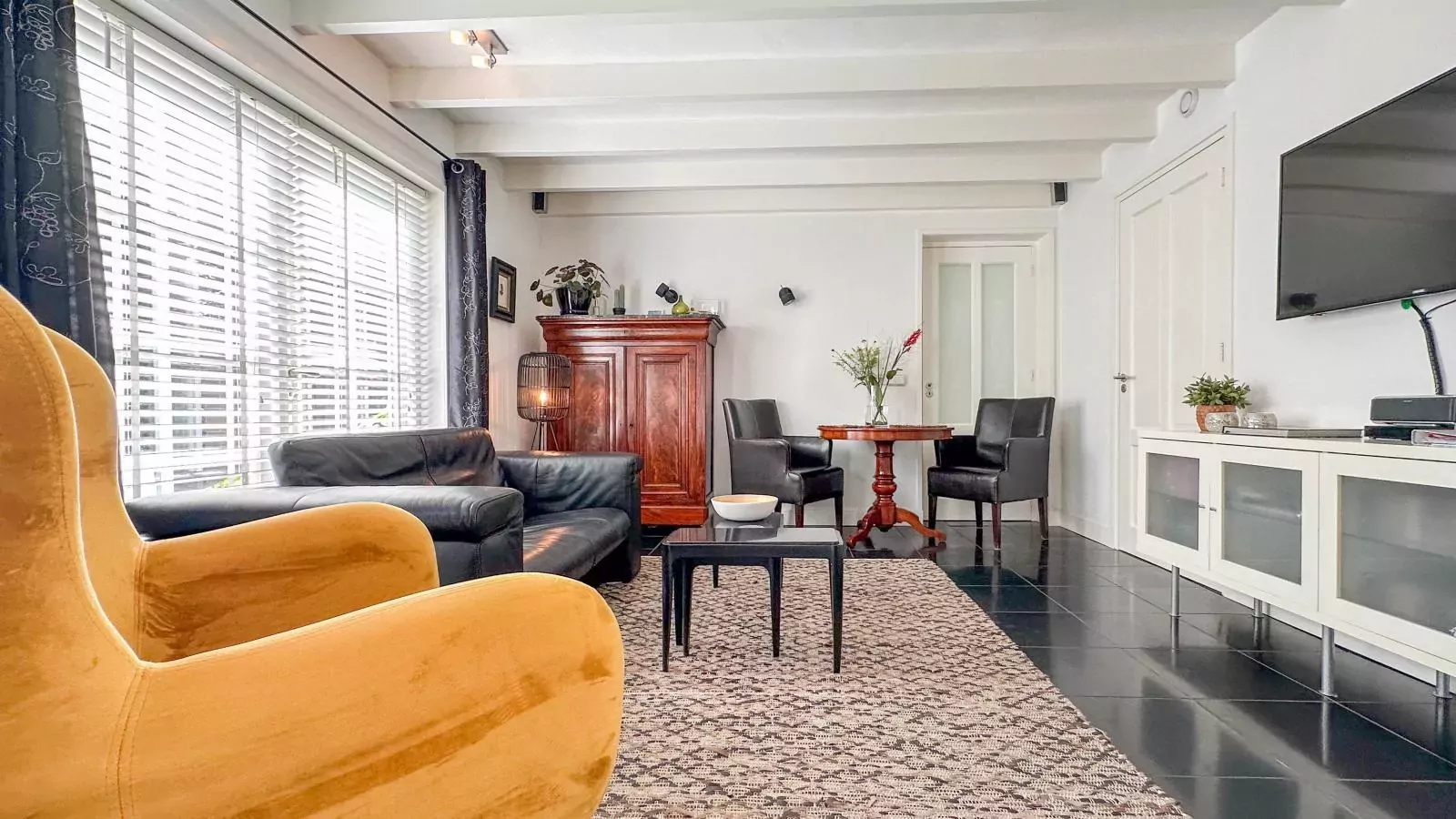 Enjoy for two-Living room