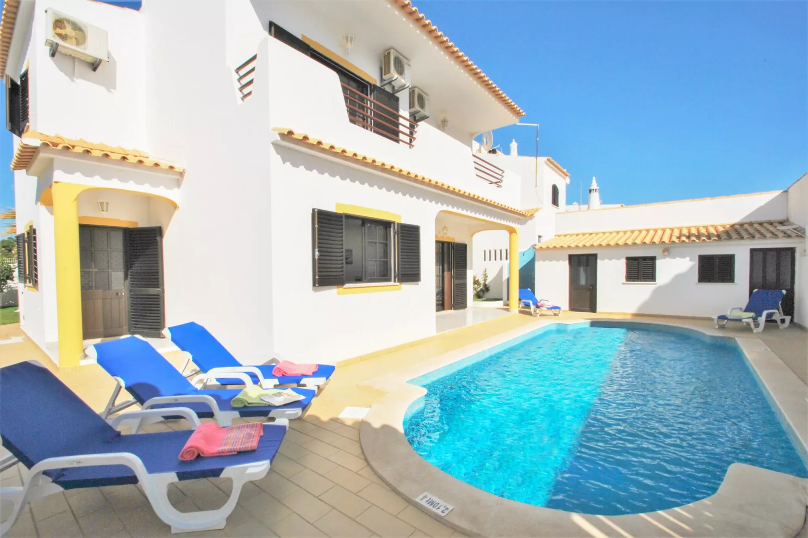 Villa Ibiza-Außenbereich Sommer