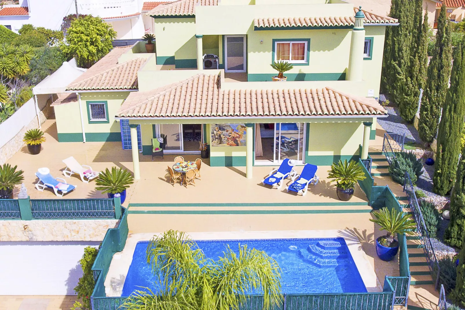 Villa Saint Thomas-Exterior summer