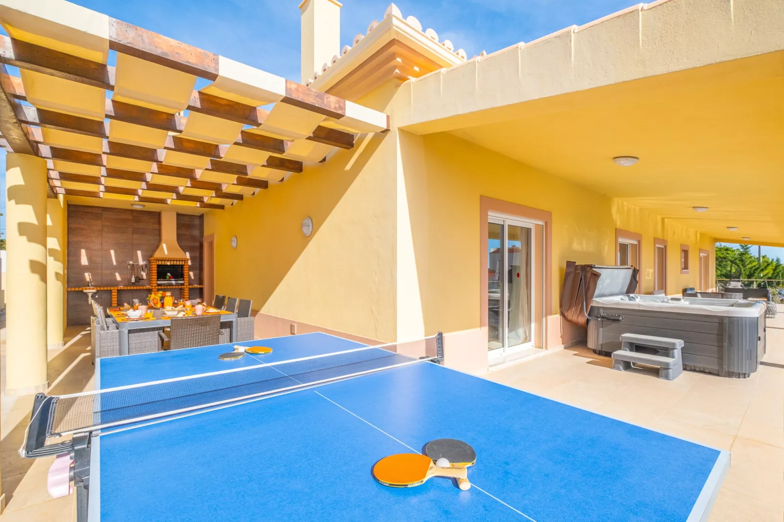 Villa Golden Bay-Schwimmbad