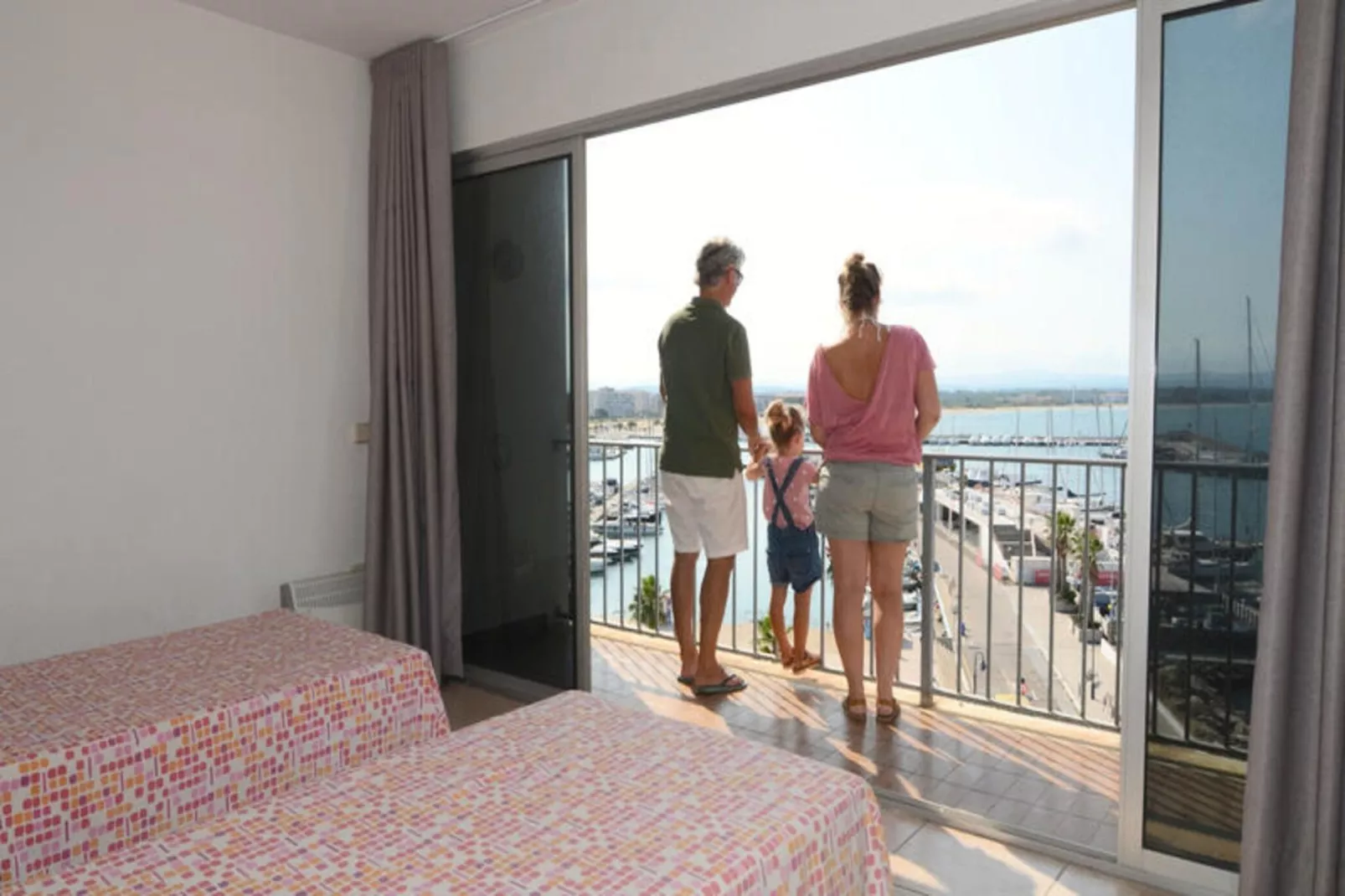 Appartements à L'Estartit-Außenbereich Sommer