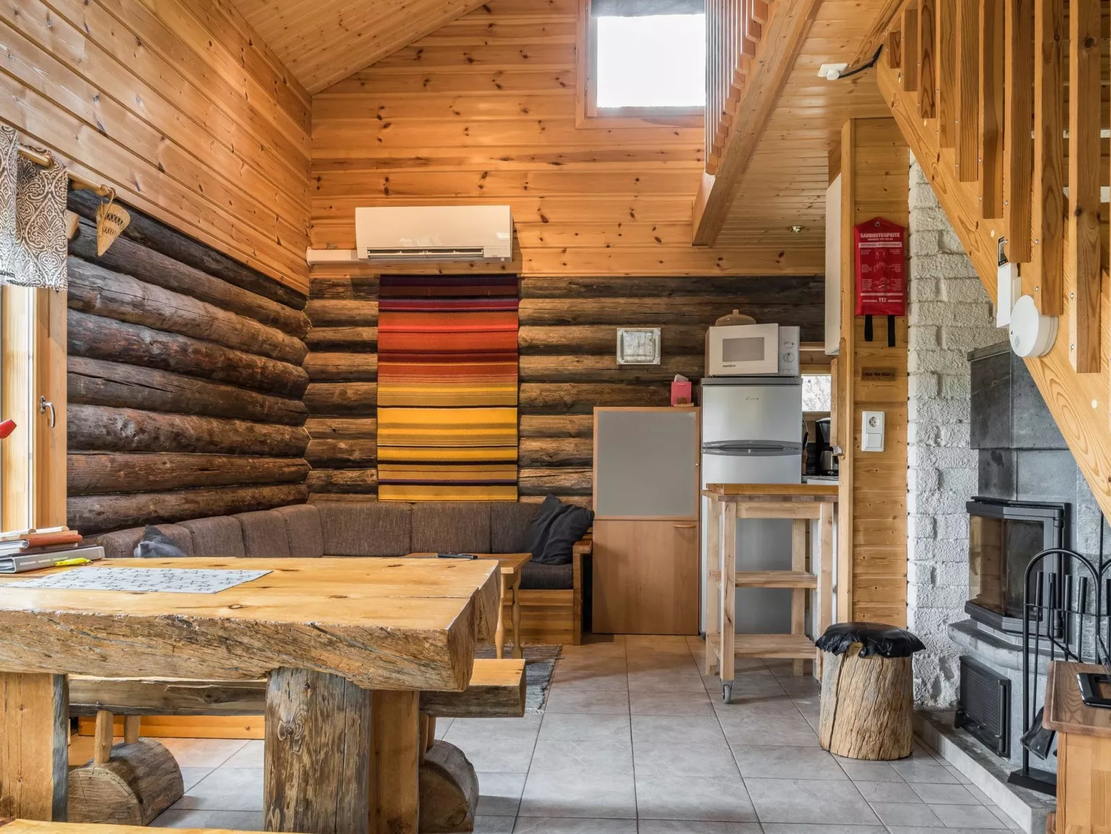 Tievatupa 1, isompi-Inside