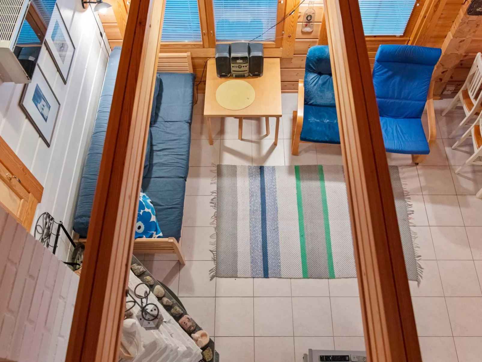 Ylläsröhkö d 8-Inside